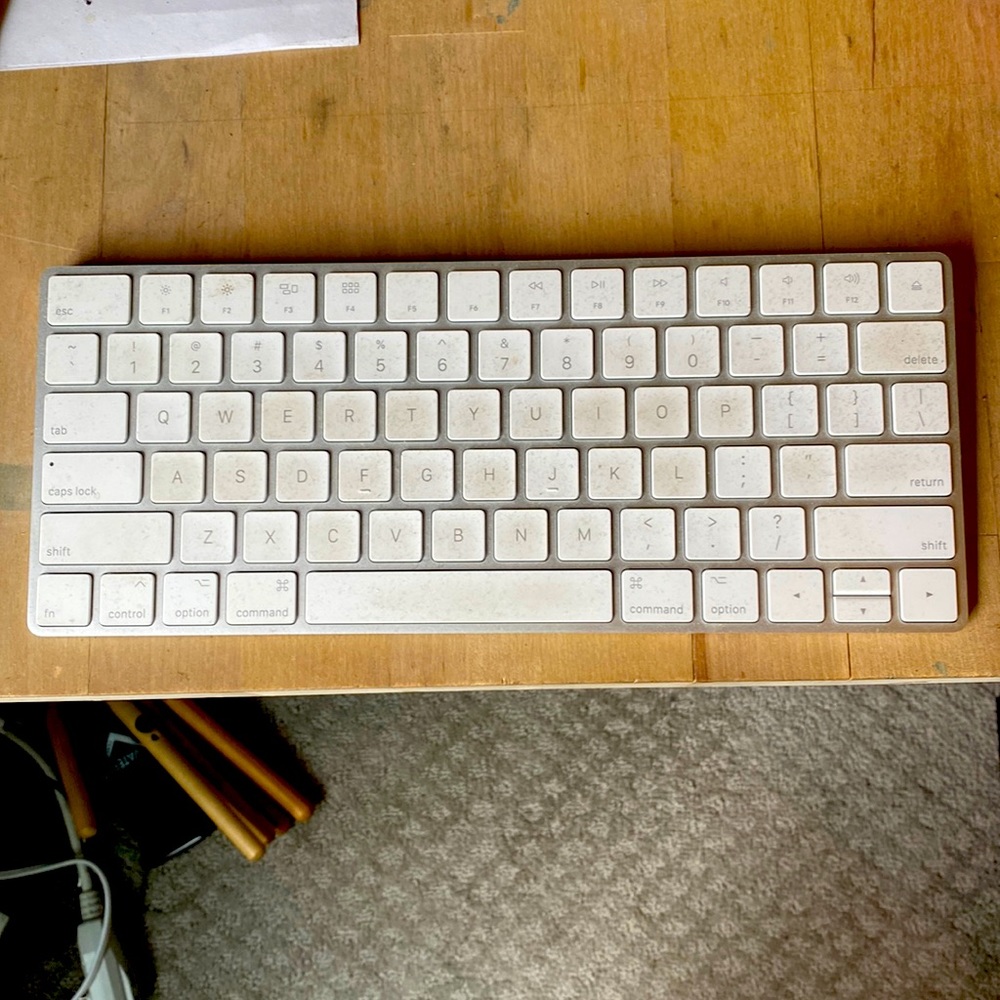 Apple wireless keyboard